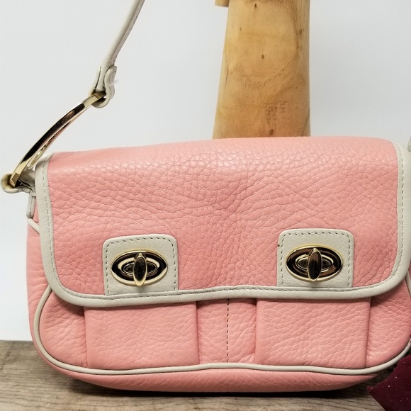 Antonio Melani Pink Leather Purse Gold Hardware - Picture 4 of 6